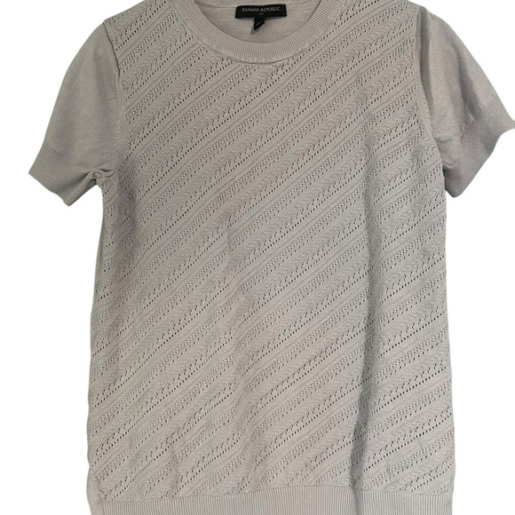 Banana Republic Light Gray Knit Top small - Picture 4 of 6